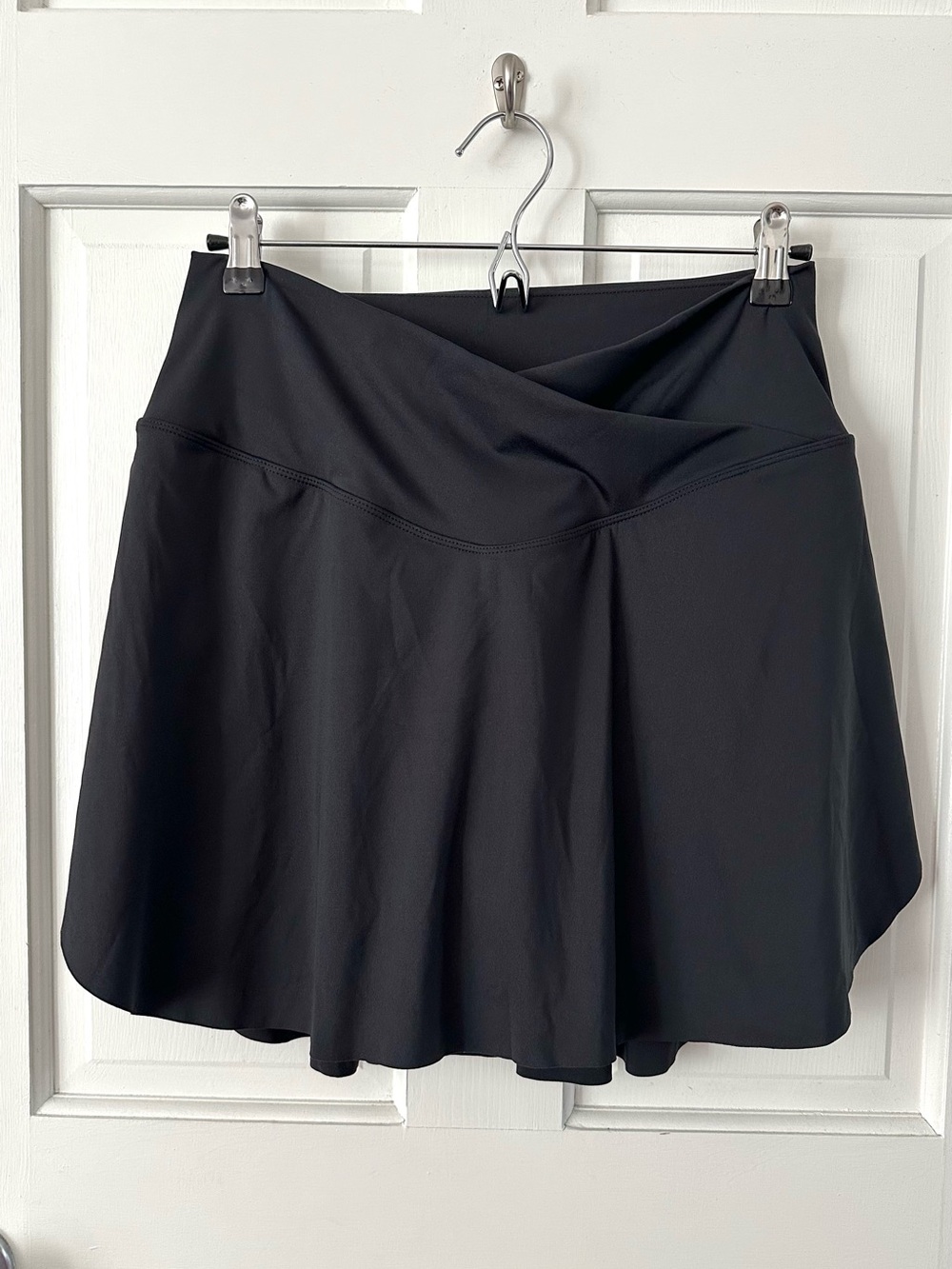 HALARA Black Crossover Waist Mini Skirt Skort Built-in Shorts Pockets Sz L Long